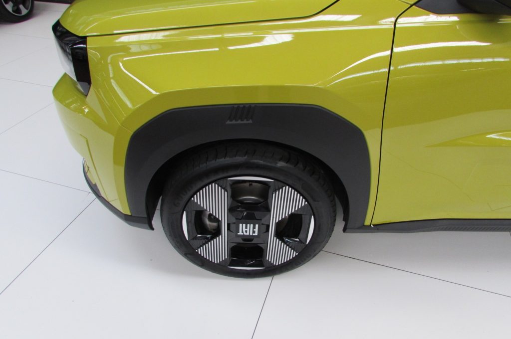 FIAT Grande Panda 44kWh La Prima AUTONOMIA 320 KM. - 6