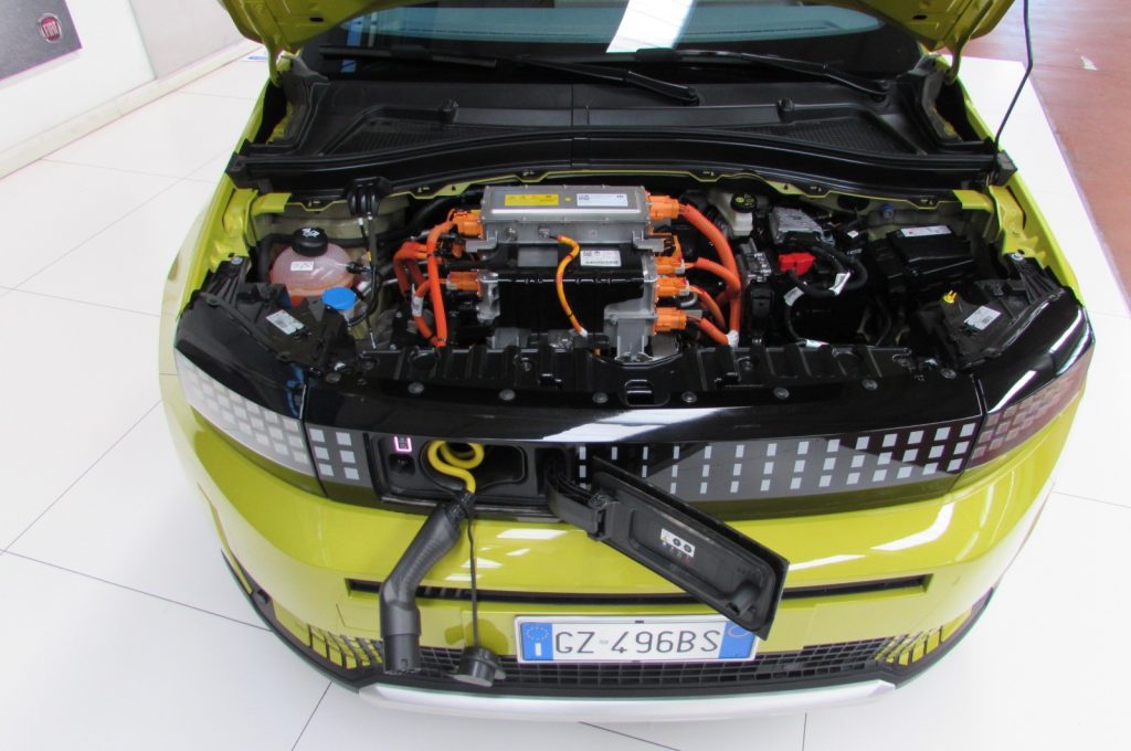 FIAT Grande Panda 44kWh La Prima AUTONOMIA 320 KM. - 19
