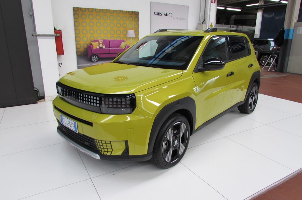 FIAT Grande Panda 44kWh La Prima AUTONOMIA 320 KM. - 2