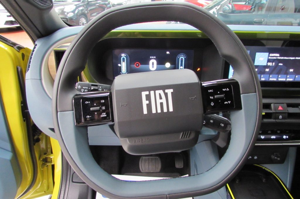 FIAT Grande Panda 44kWh La Prima AUTONOMIA 320 KM. - 13