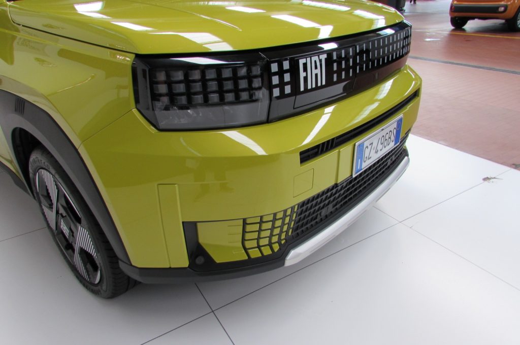 FIAT Grande Panda 44kWh La Prima AUTONOMIA 320 KM. - 18