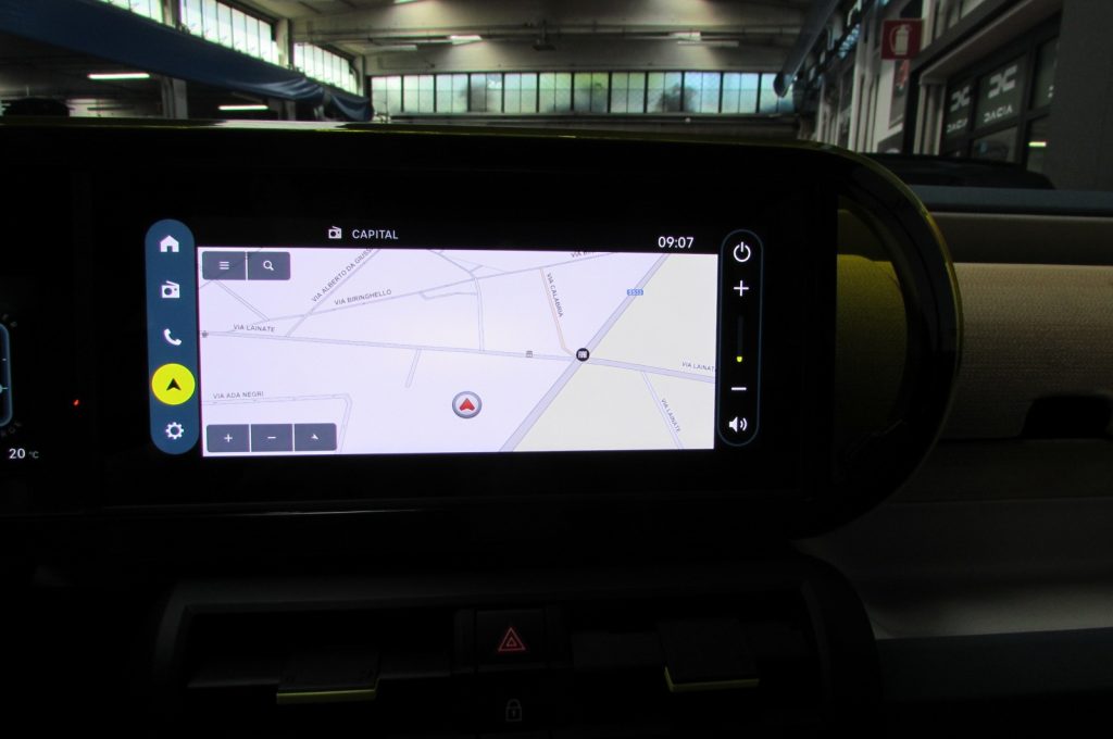 FIAT Grande Panda 44kWh La Prima AUTONOMIA 320 KM. - 9