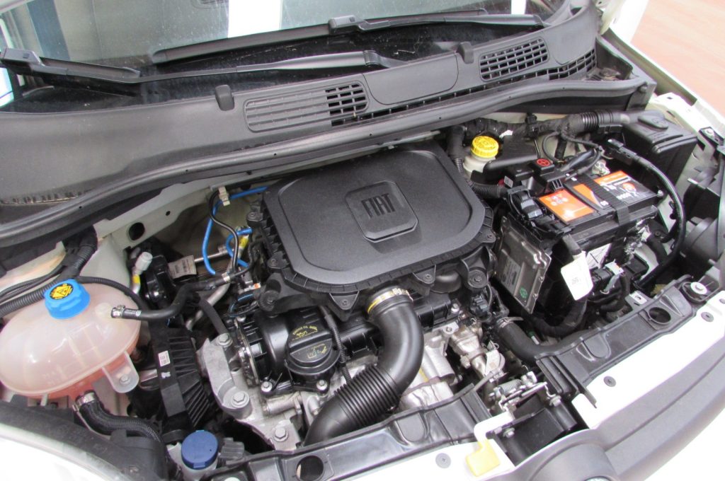 FIAT Panda 1.0 FireFly 70cv S&S Hybrid Easy - 17