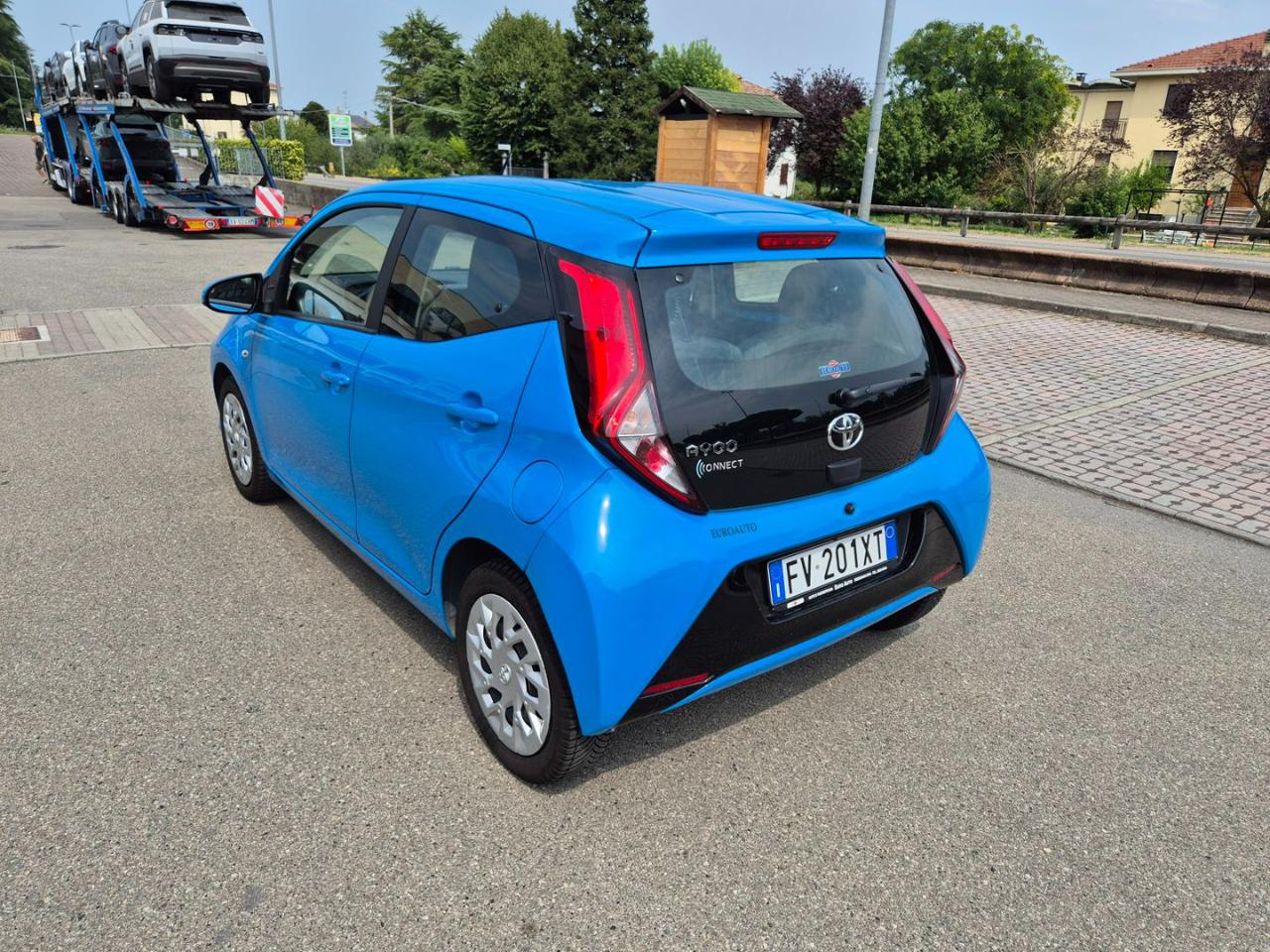 TOYOTA Aygo Connect 1.0 VVT-i 72 CV 5 porte x-cool MMT - 7
