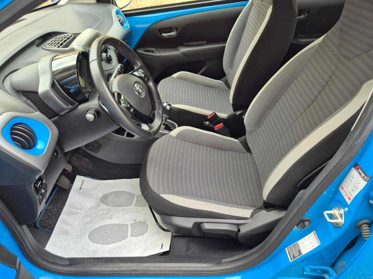 TOYOTA Aygo Connect 1.0 VVT-i 72 CV 5 porte x-cool MMT - 9