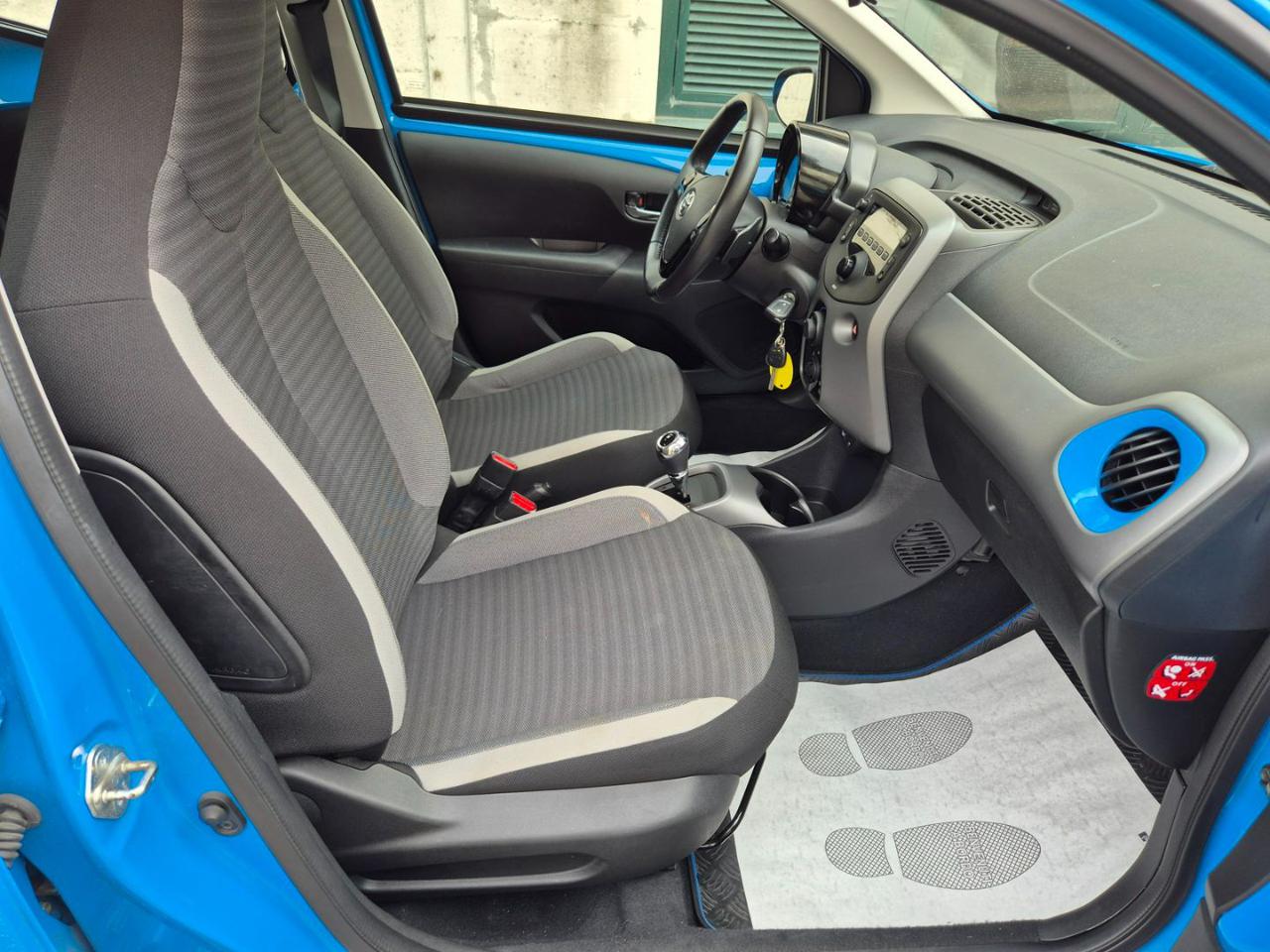TOYOTA Aygo Connect 1.0 VVT-i 72 CV 5 porte x-cool MMT - 14