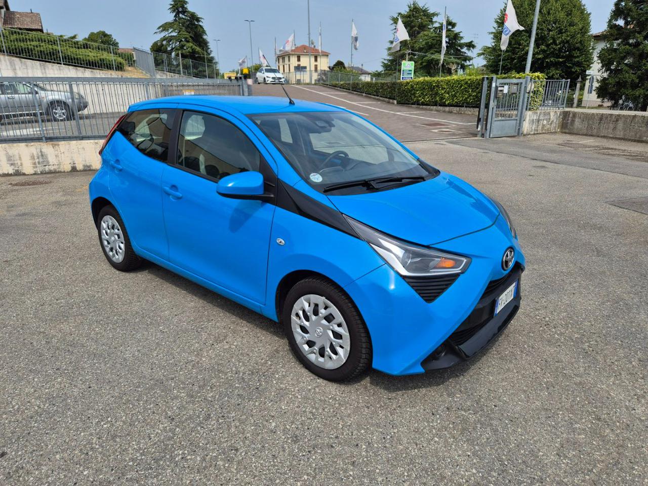 TOYOTA Aygo Connect 1.0 VVT-i 72 CV 5 porte x-cool MMT - 5
