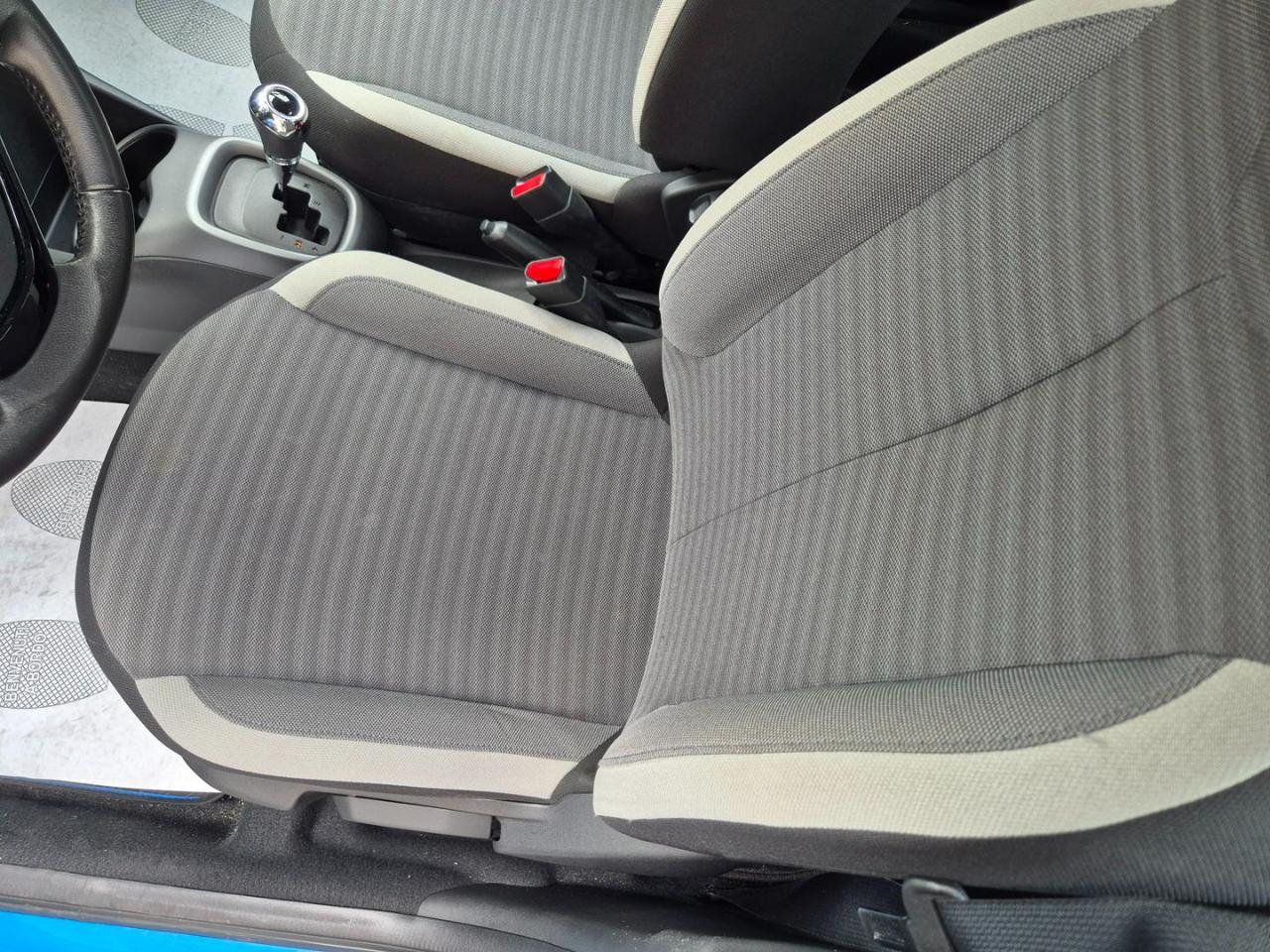 TOYOTA Aygo Connect 1.0 VVT-i 72 CV 5 porte x-cool MMT - 11