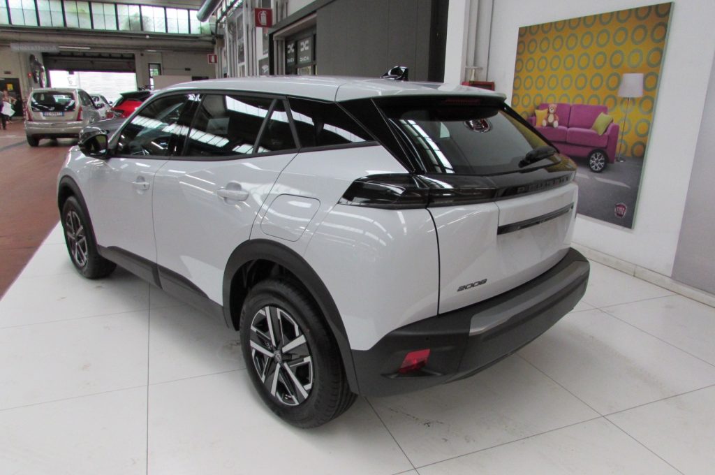 PEUGEOT 2008 Turbo benzina 100cv Style KM ZERO - 4