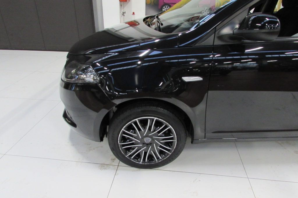 LANCIA Ypsilon 1.0 FireFly 70cv 5 porte S&S Hybrid Ecochic Gold - 5