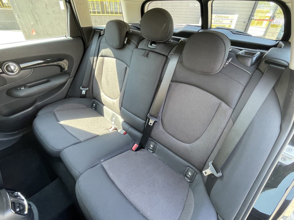 MINI Clubman 2.0 Cooper D - 16