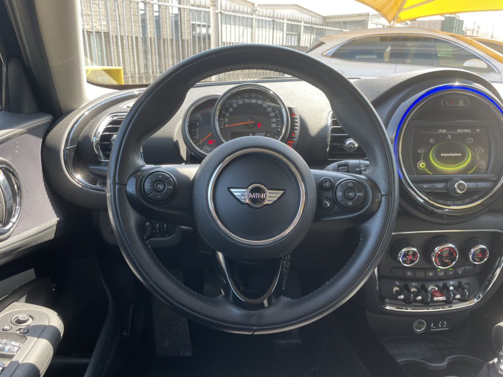 MINI Clubman 2.0 Cooper D - 21