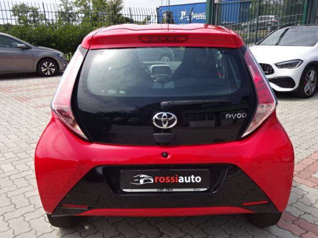 TOYOTA Aygo Aygo II 2016 5p 1.0 x-clusiv - 5