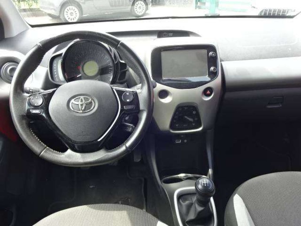 TOYOTA Aygo Aygo II 2016 5p 1.0 x-clusiv - 7