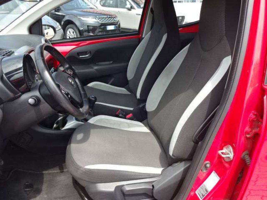 TOYOTA Aygo Aygo II 2016 5p 1.0 x-clusiv - 9