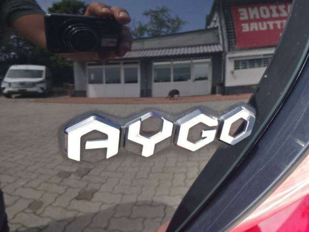 TOYOTA Aygo Aygo II 2016 5p 1.0 x-clusiv - 11