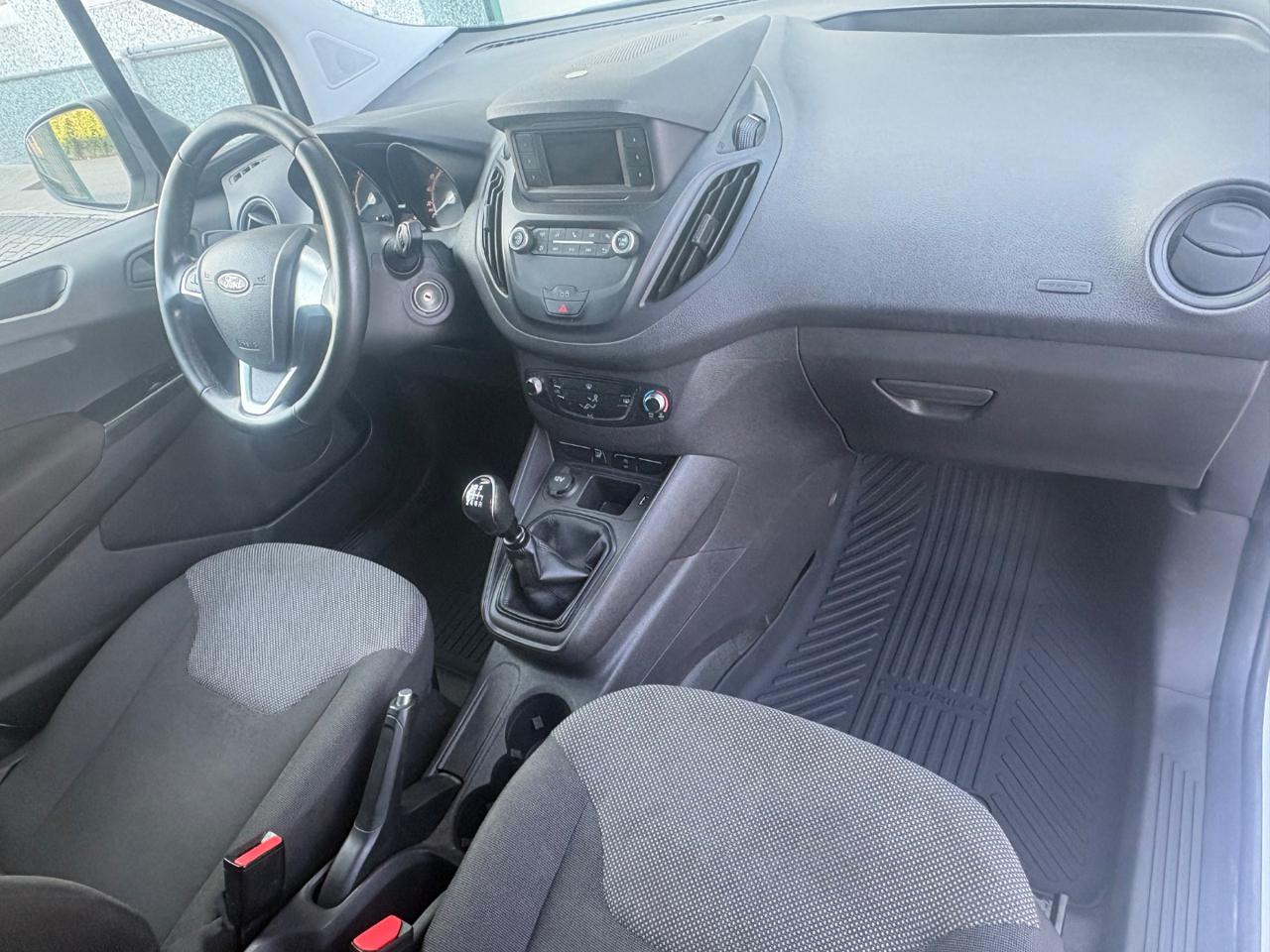 FORD Transit Courier 1.5 TDCi 75CV Van Entry - 10