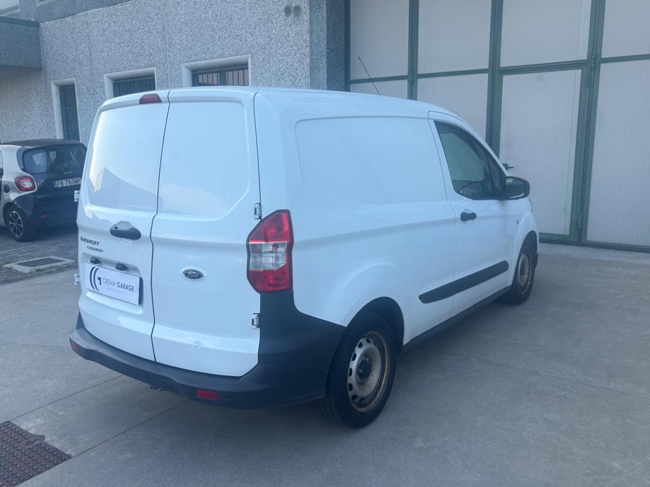 FORD Transit Courier 1.5 TDCi 75CV Van Entry - 5
