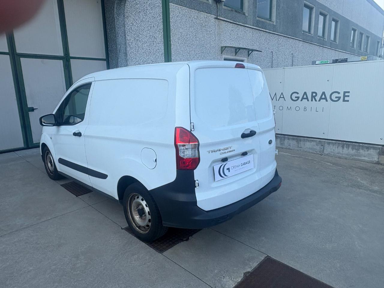 FORD Transit Courier 1.5 TDCi 75CV Van Entry - 3