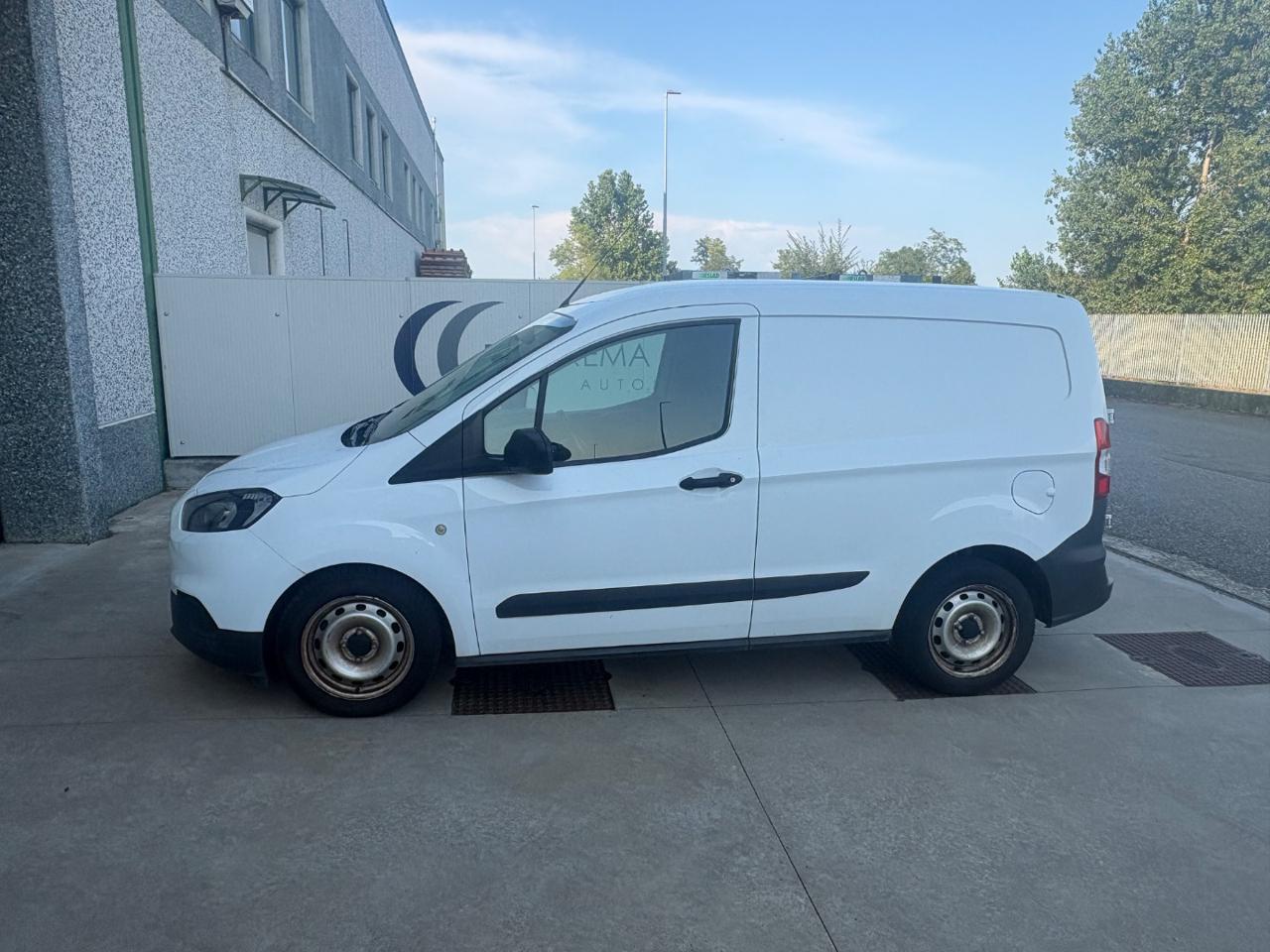 FORD Transit Courier 1.5 TDCi 75CV Van Entry - 2