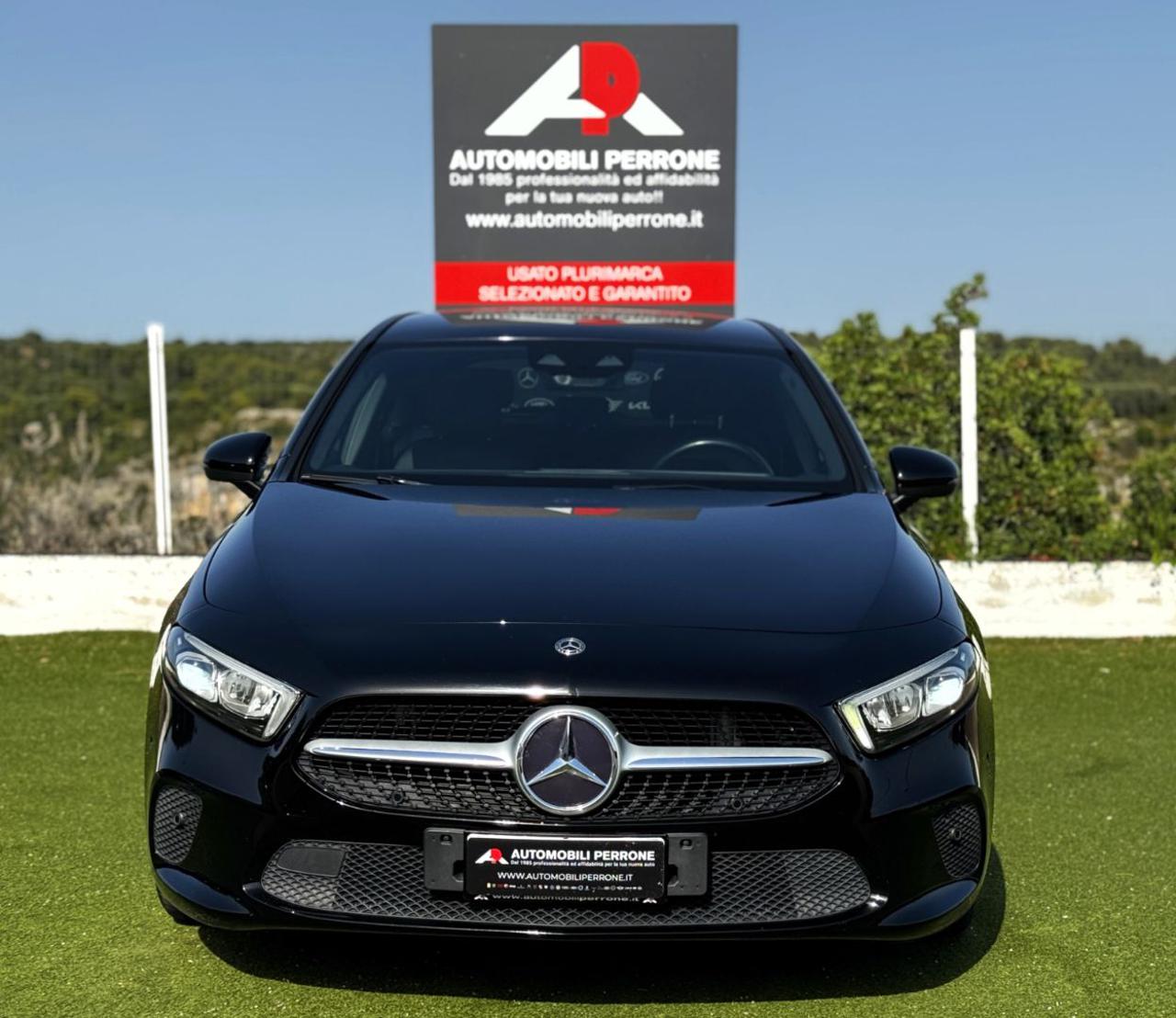MERCEDES-BENZ A 180 d Automatic Sport (Navi/Retro/Unipro.) - 2