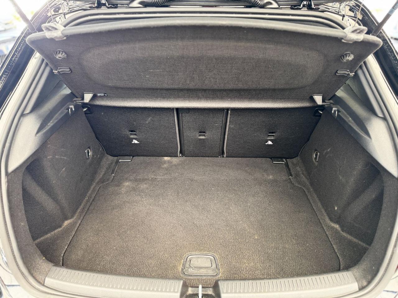 MERCEDES-BENZ A 180 d Automatic Sport (Navi/Retro/Unipro.) - 22