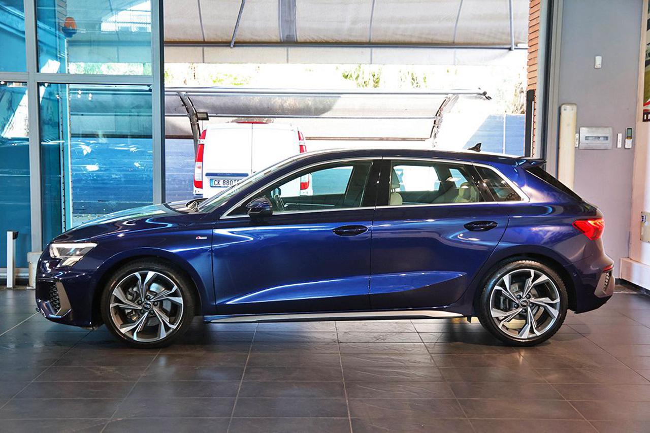 AUDI A3 40 TFSI Sportback Quattro S-Tronic S-Line - 3