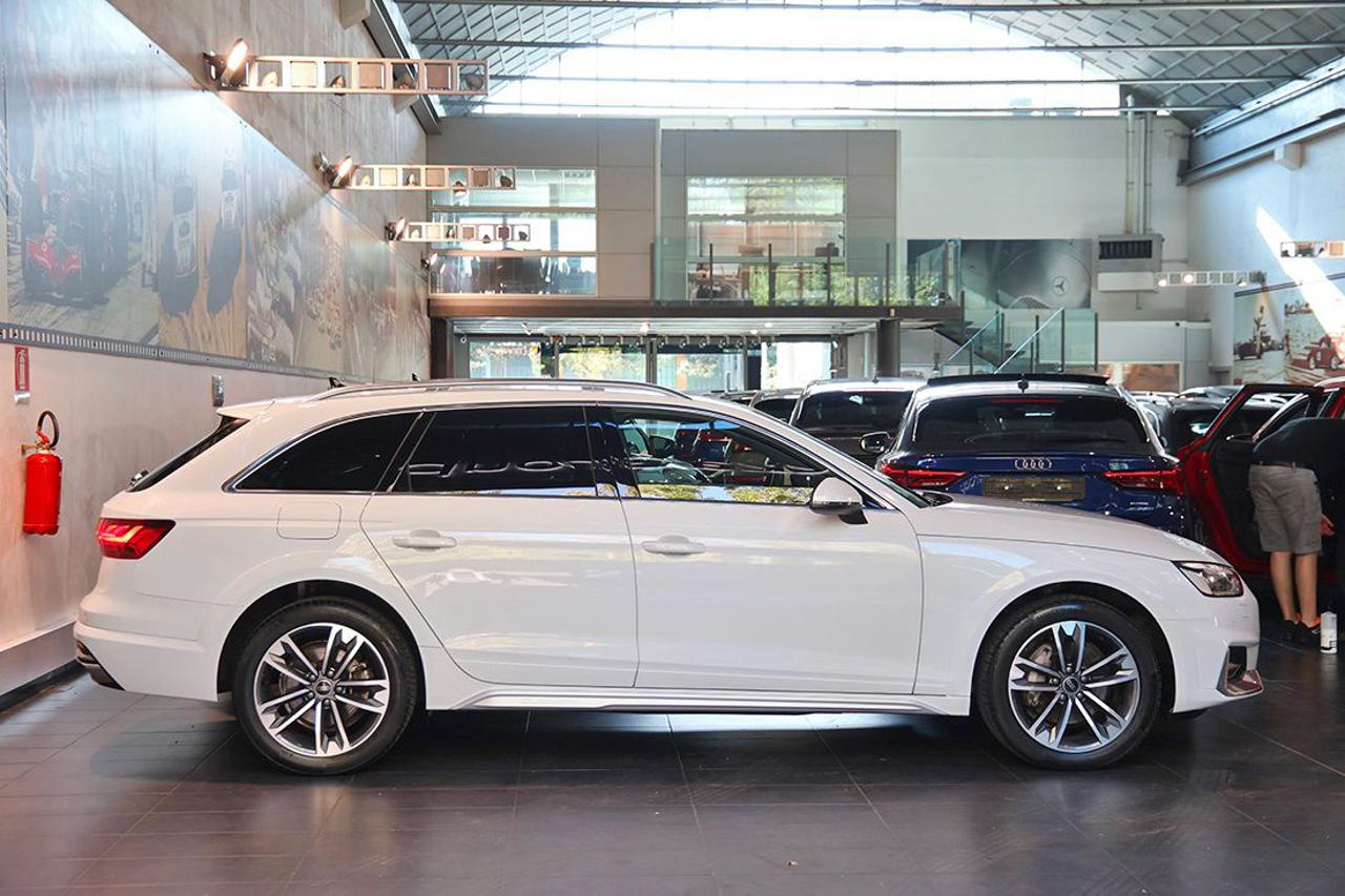 AUDI A4 allroad 40 TDI S-Tronic Identity Contrast - 2