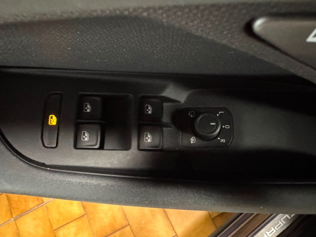CUPRA Terramar 1.5 e-Hybrid DSG - 21