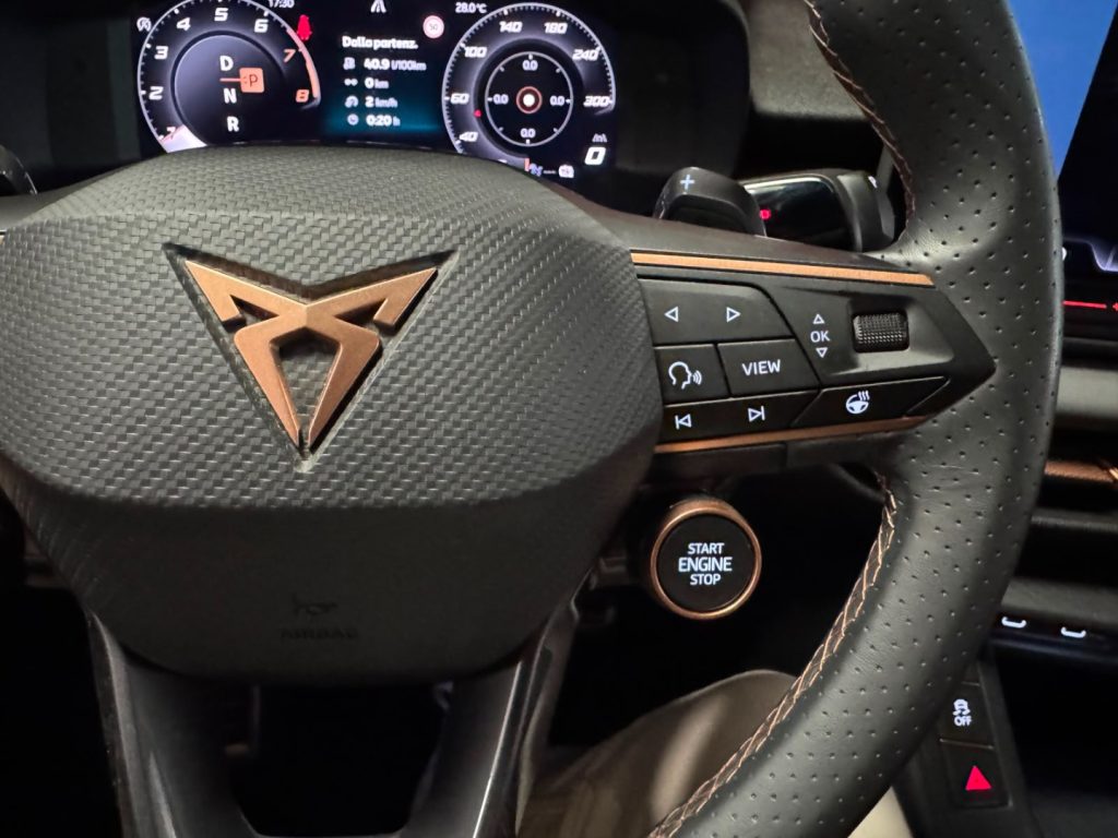 CUPRA Terramar 1.5 e-Hybrid DSG - 24