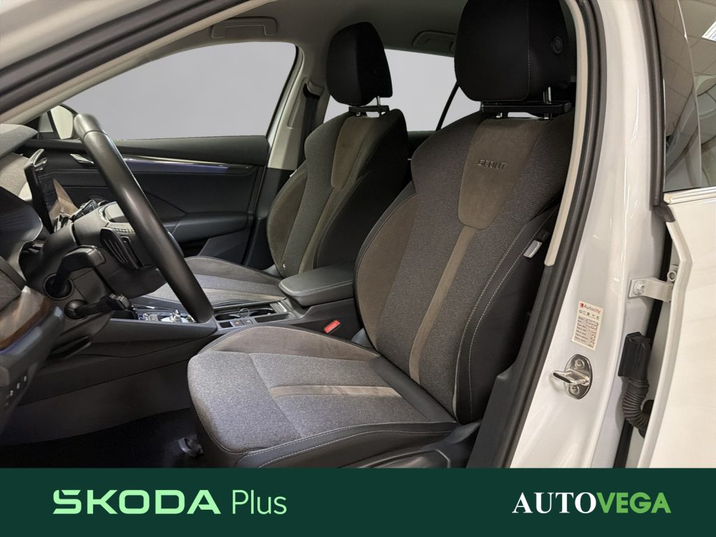 SKODA Octavia wagon 2.0 tdi evo scout 4x4 150cv dsg - 13