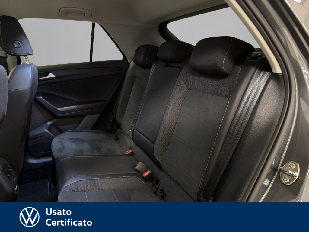 VOLKSWAGEN T-Roc 1.0 tsi style 110cv - 12