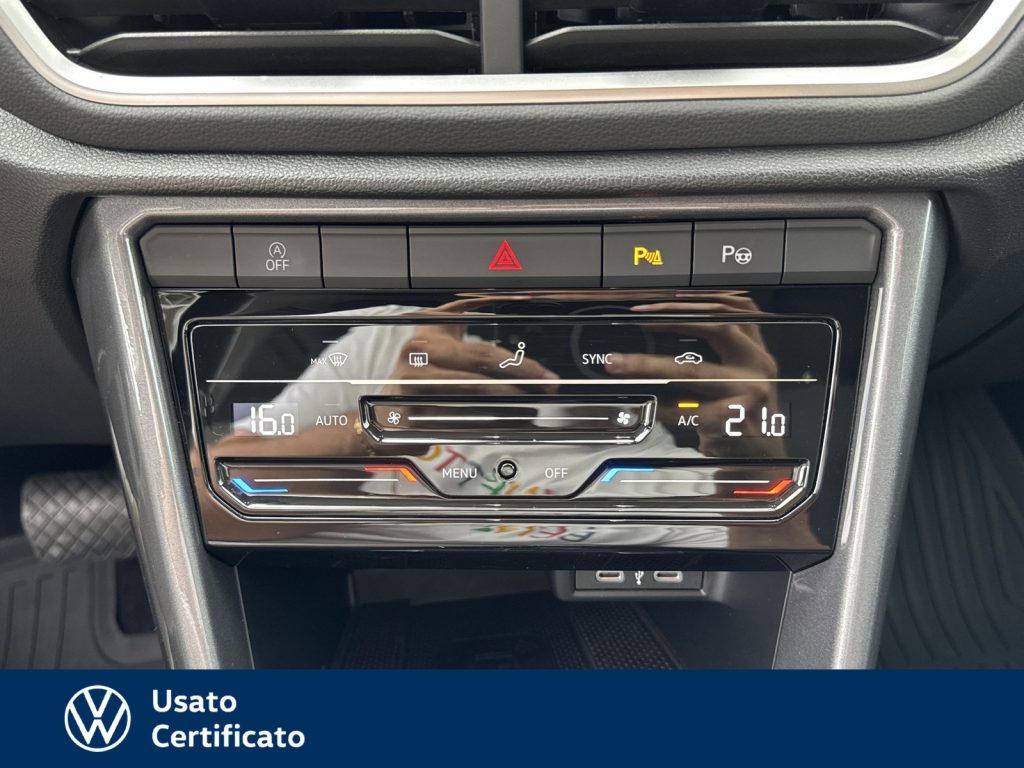 VOLKSWAGEN T-Roc 1.5 tsi style dsg - 16