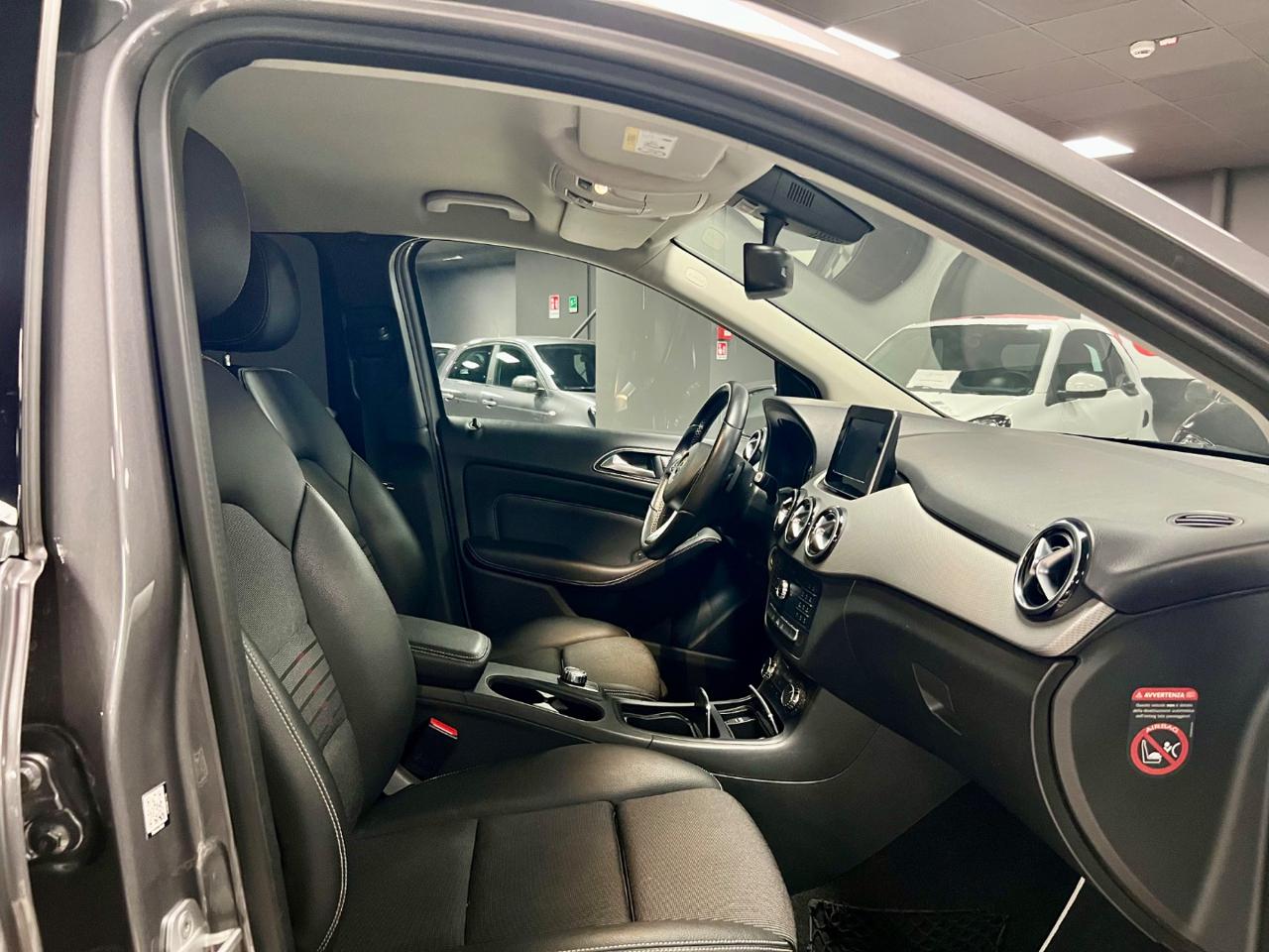 MERCEDES-BENZ B 200 d Automatic 4Matic Sport - 10