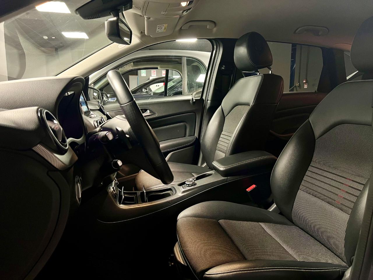 MERCEDES-BENZ B 200 d Automatic 4Matic Sport - 13