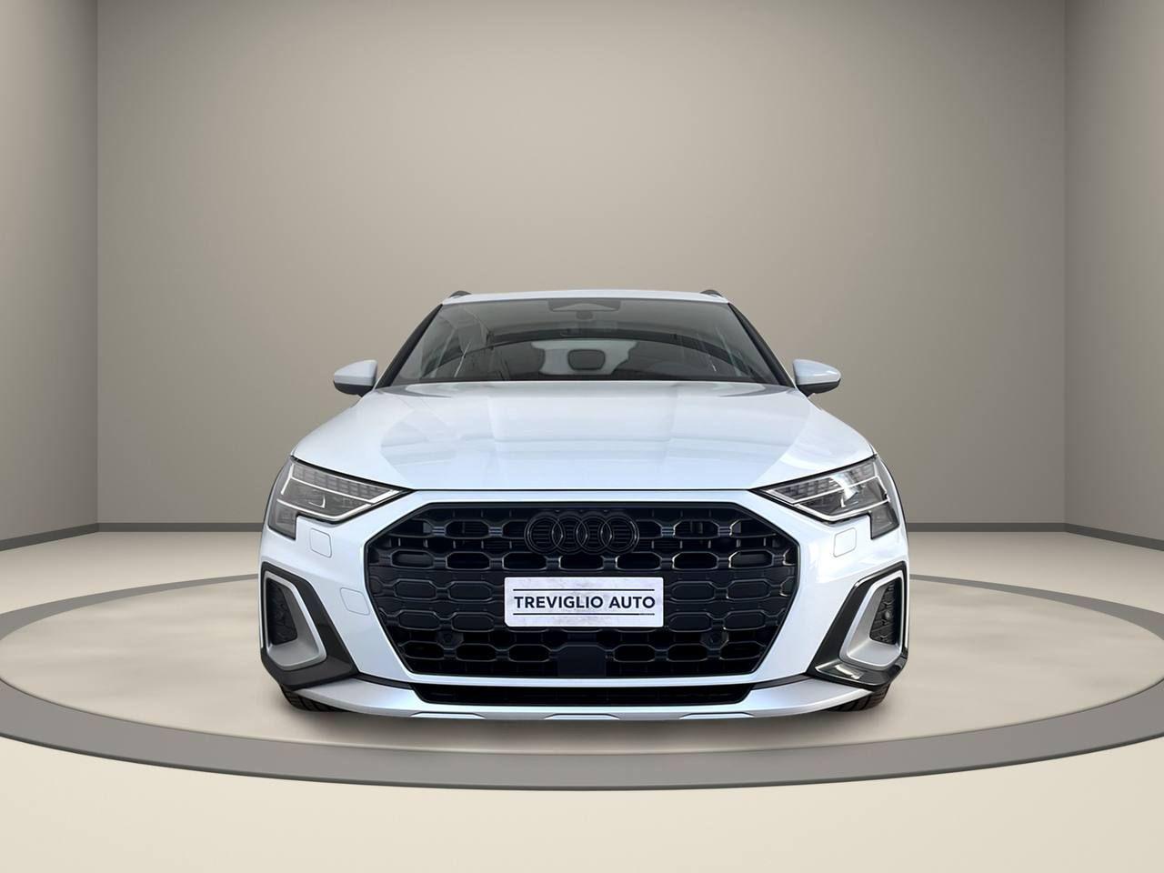 AUDI A3 allstreet TDI 150 CV S tronic Identity Contrast - 2