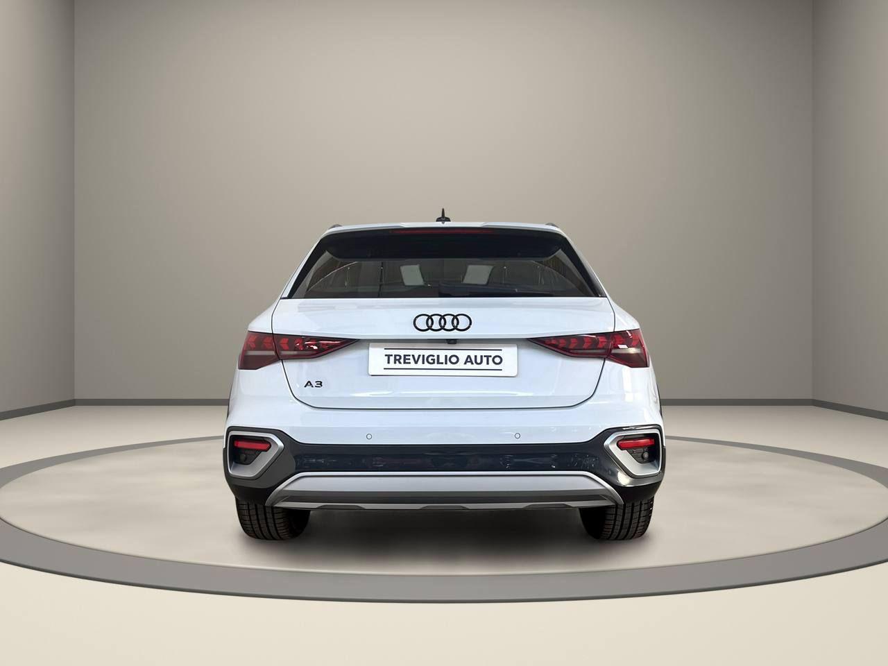 AUDI A3 allstreet TDI 150 CV S tronic Identity Contrast - 6