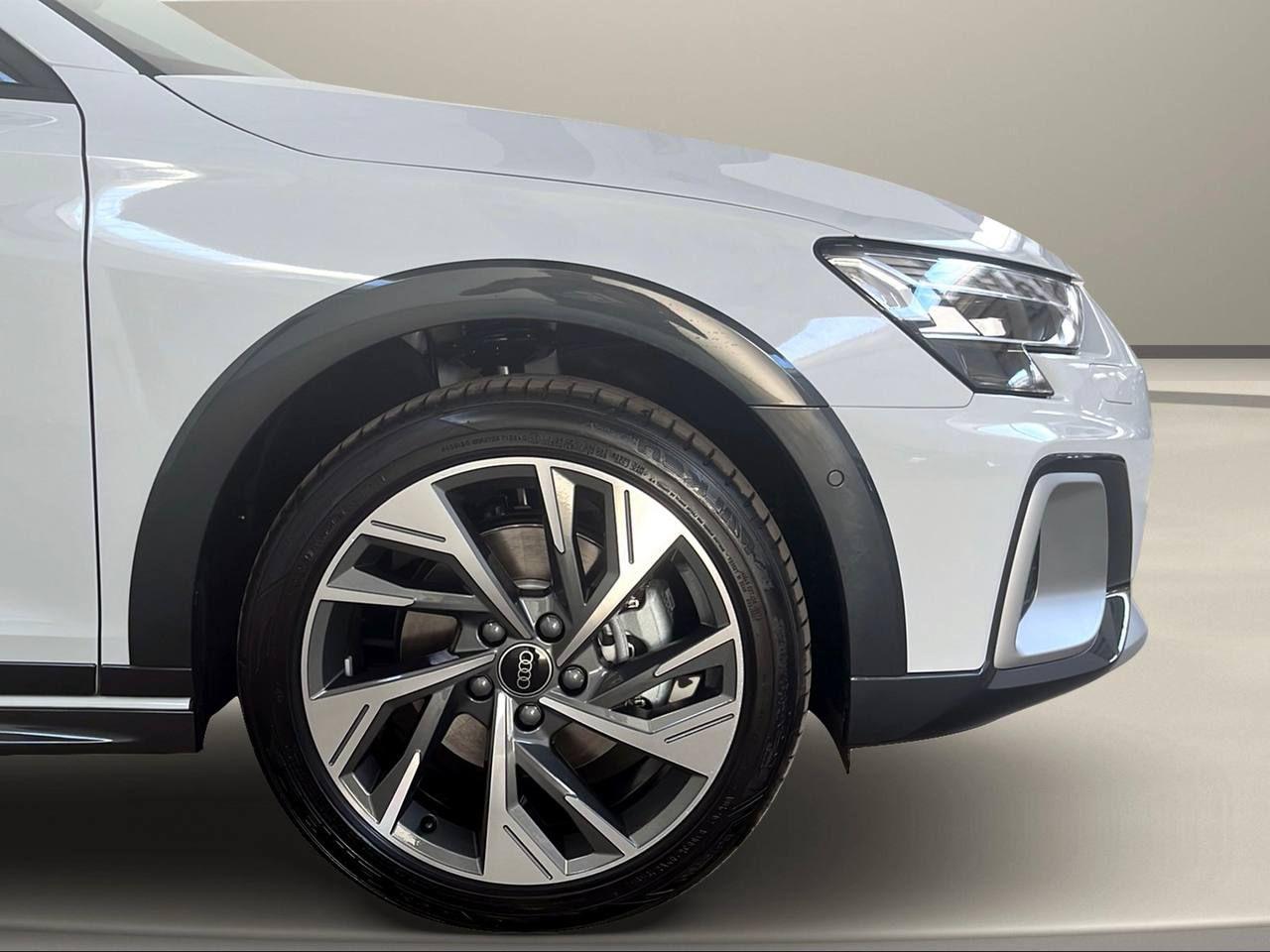 AUDI A3 allstreet TDI 150 CV S tronic Identity Contrast - 43