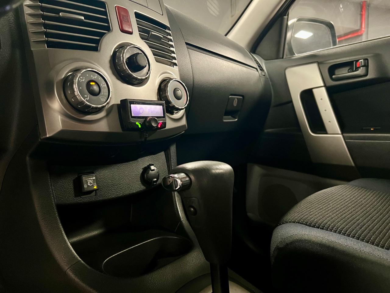 DAIHATSU Terios 1.5 4WD SXA Green Powered - 18