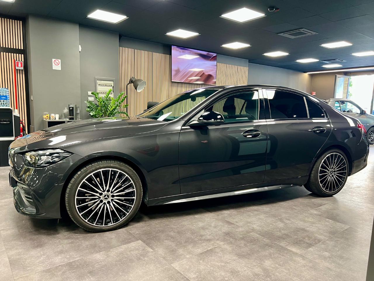 MERCEDES-BENZ C 220 d Mild hybrid 4Matic AMG Line Premium - 2