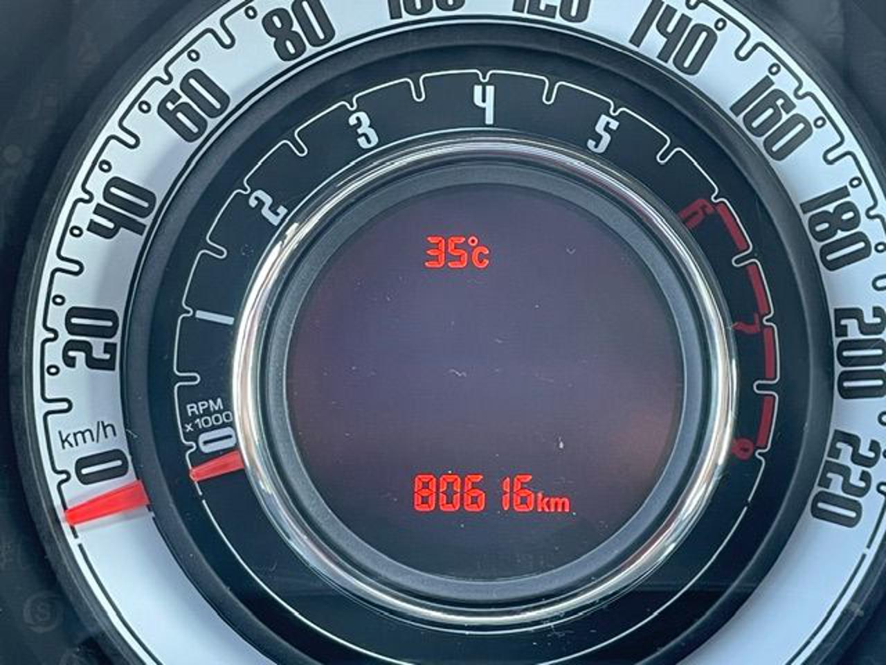 FIAT 500 1.0 Hybrid Club RS - 2