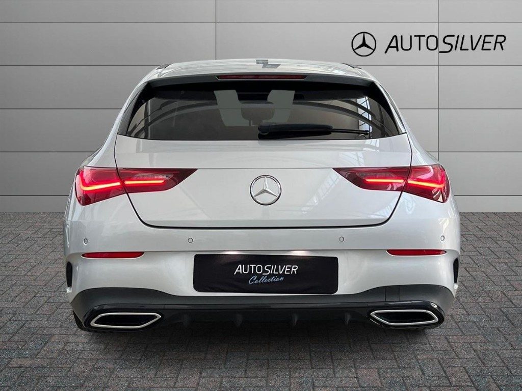 MERCEDES-BENZ CLA 200 d Automatic Shooting Brake AMG Line Premium - 4