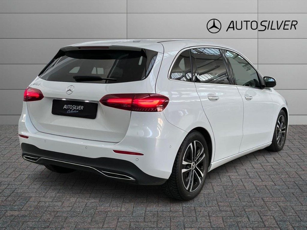 MERCEDES-BENZ B 180 Automatic Progressive Advanced Plus - 2
