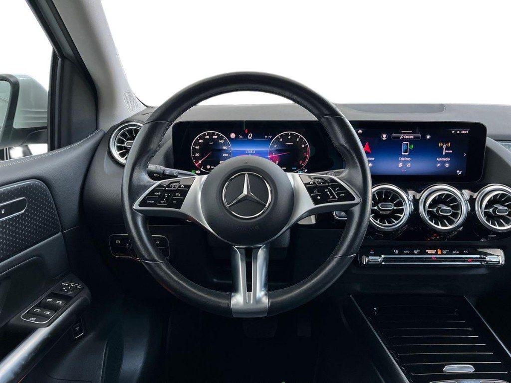 MERCEDES-BENZ B 180 Automatic Progressive Advanced Plus - 11