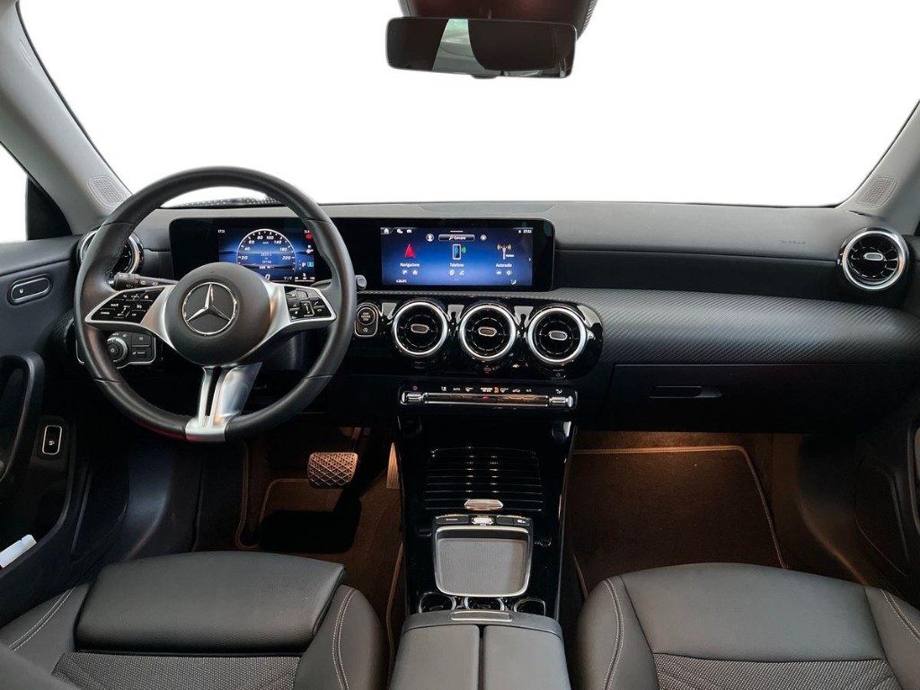 MERCEDES-BENZ CLA 180 d Automatic Shooting Brake Advanced - 9
