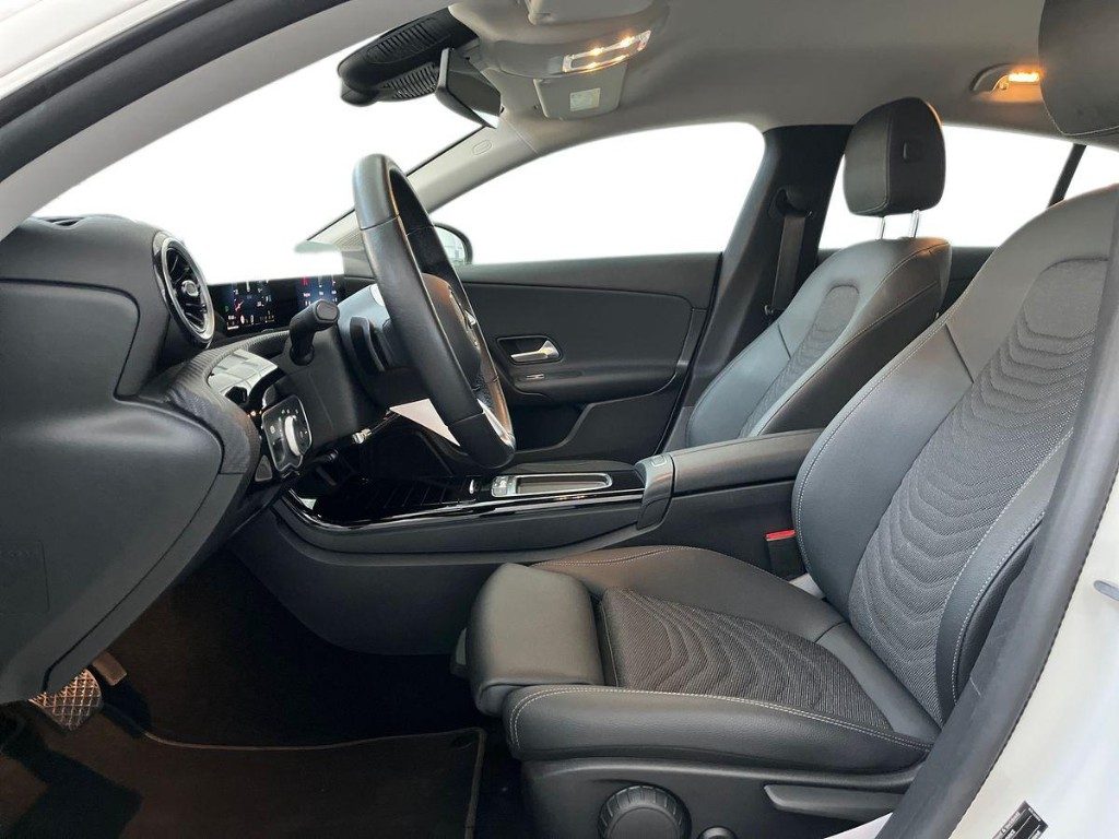 MERCEDES-BENZ CLA 180 d Automatic Shooting Brake Advanced - 10