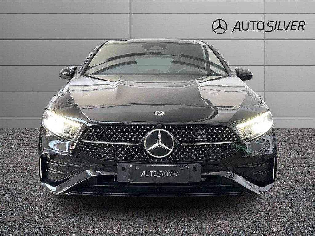 MERCEDES-BENZ A 250 e hybrid EQ AMG Line Advanced Plus - 3