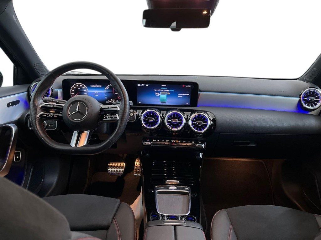 MERCEDES-BENZ A 250 e hybrid EQ AMG Line Advanced Plus - 9