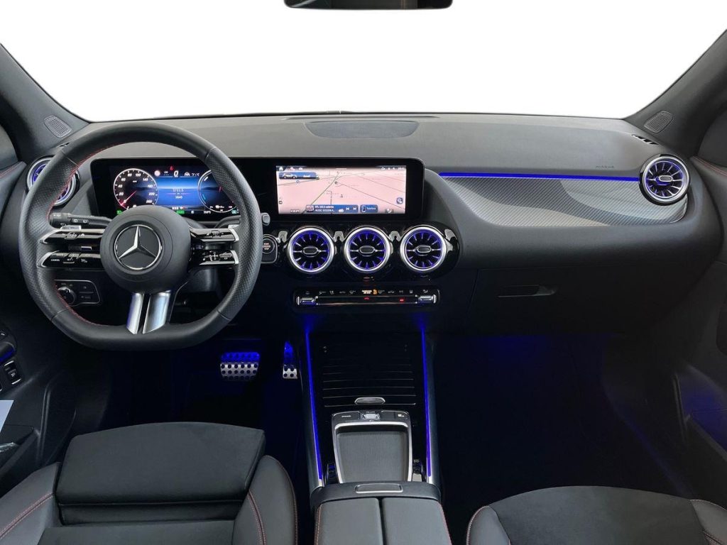 MERCEDES-BENZ GLA 250 e hybrid EQ AMG Line Premium - 9