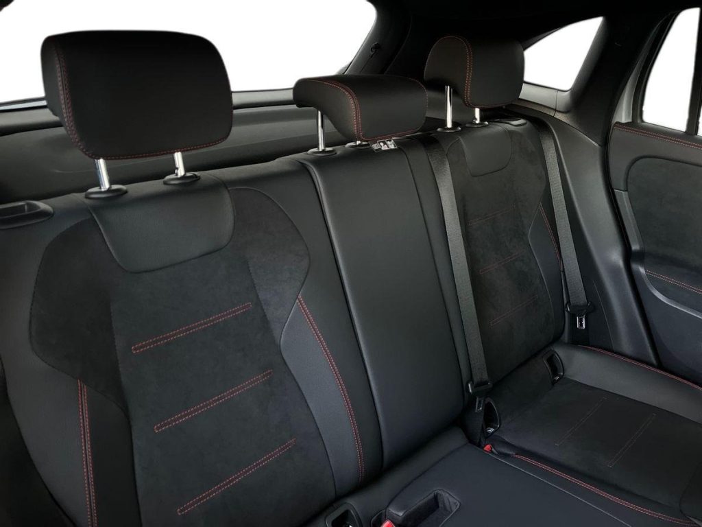MERCEDES-BENZ GLA 250 e hybrid EQ AMG Line Premium - 16